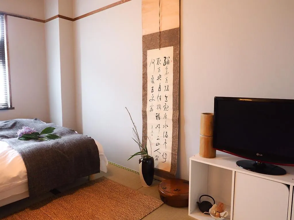 Apartment Shiba Inn Nanajo Kyoto Japan